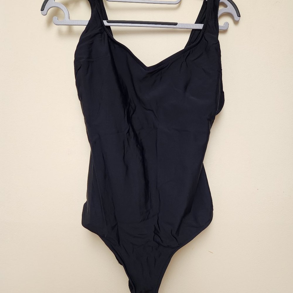 DELTA Burke Black One Piece Bathing Suit Plus Size w. PowerNet 18W